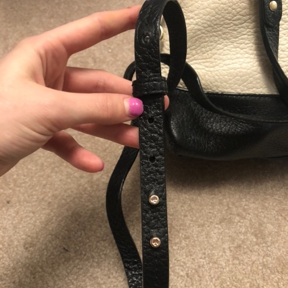 Kate Spade Crossbody - Picture 2 of 4